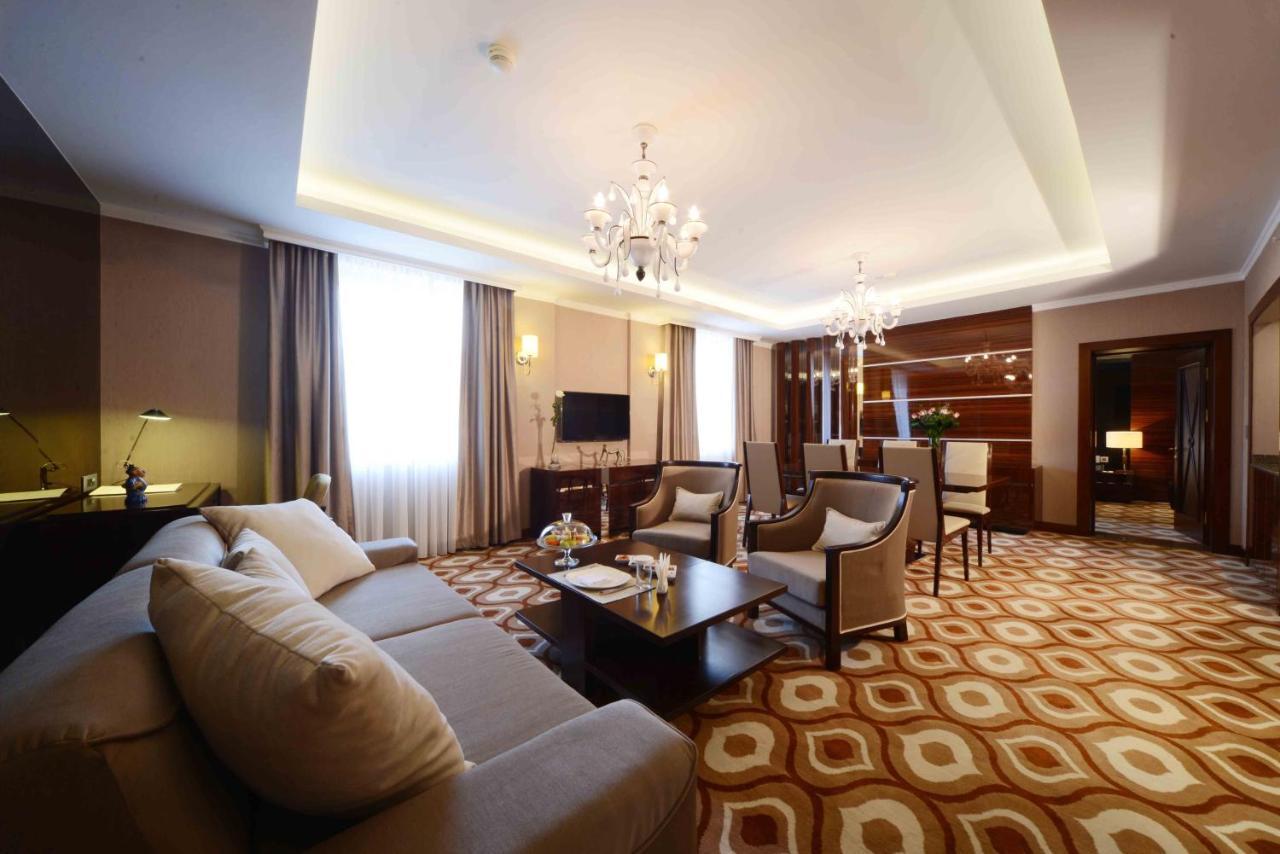 Premier Suite